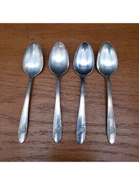 Oneida Tudor Plate Queen Bess II Demitasse Spoons Set of 4 Espresso Silverplate